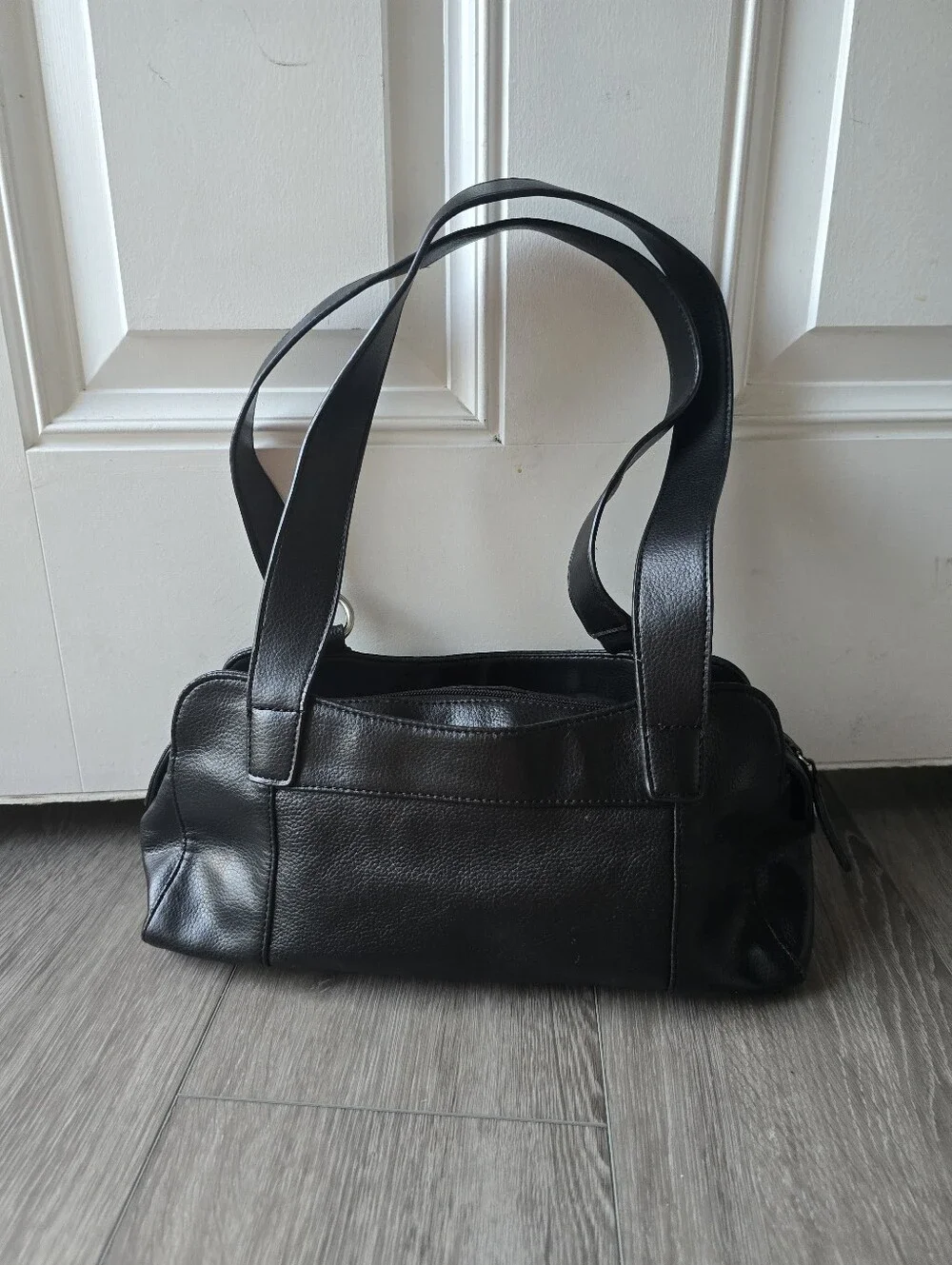 Genuine Leather Black Satchel Shoulder Bag Pebbled Multi Pocket Silver Hardware
